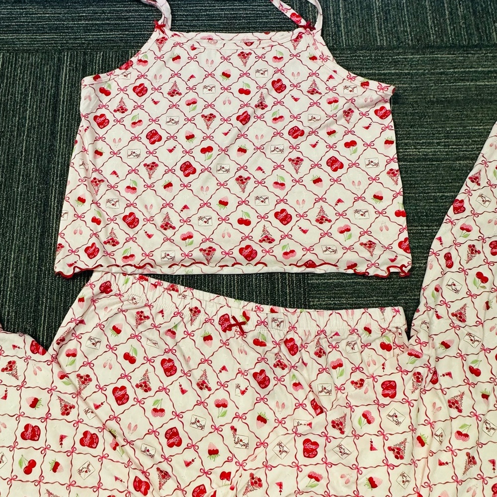 Valentines pajama set XL